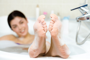 Tips to keep your feet healthy